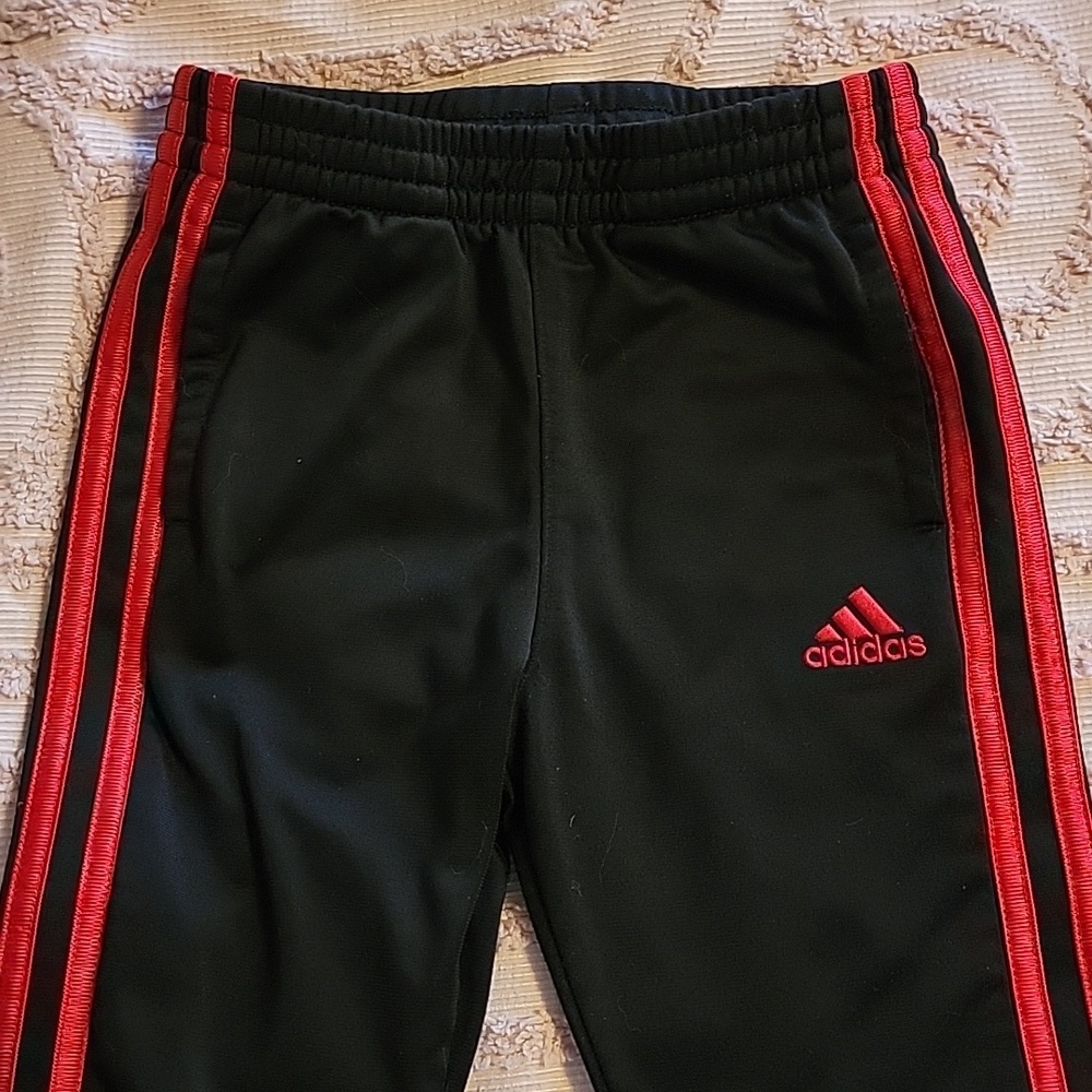 Adidas, 2T boys, black and red joggers. - Picture 5 of 5